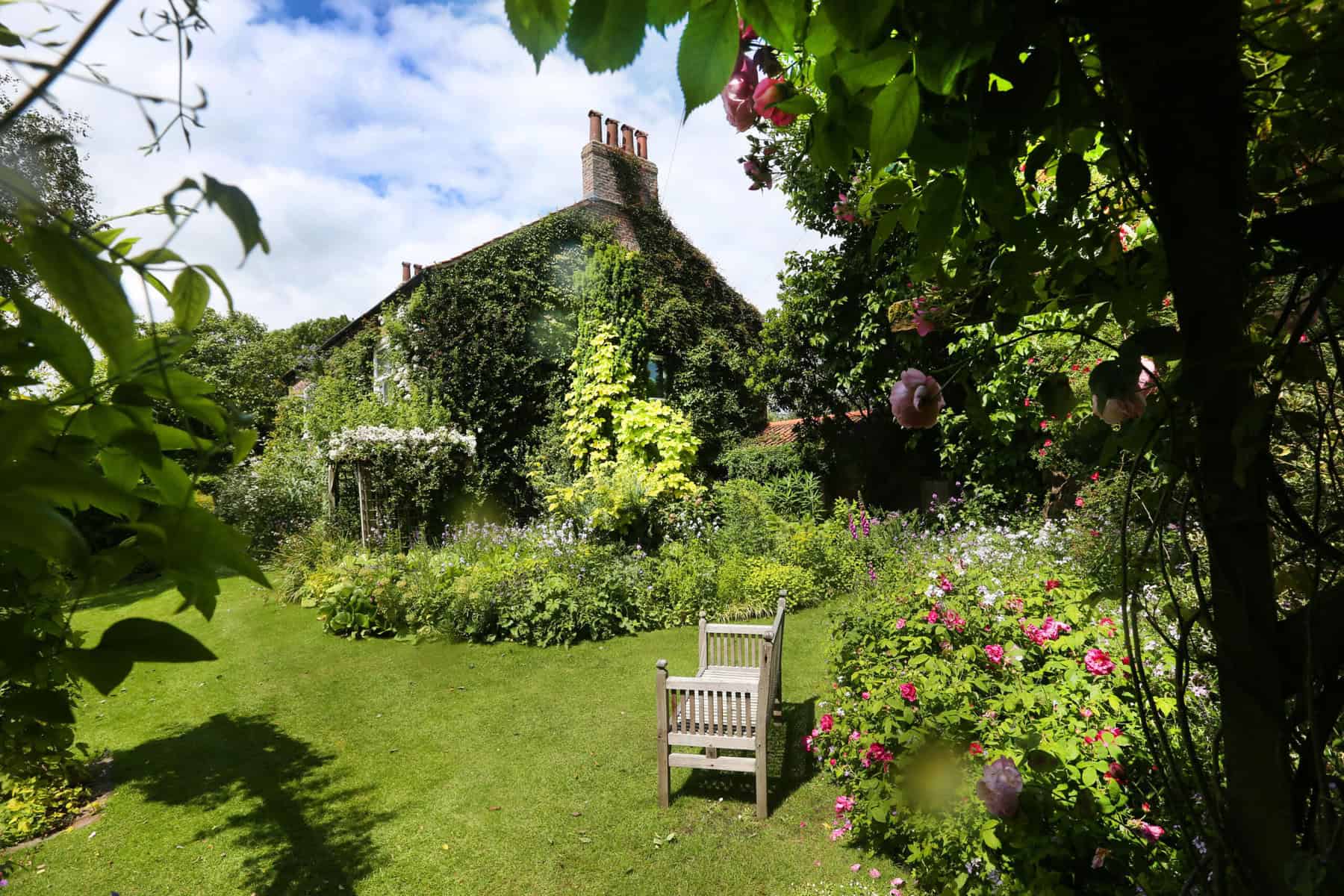 Stillingfleet Lodge Gardens